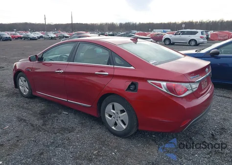 2011 Hyundai Sonata Hybrid from USA, damaged, VIN KMHEC4A49BA016566